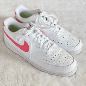 NIKE 10 Women’s VL Court Vision Low Top Sneakers • White Sea Coral DR9885
